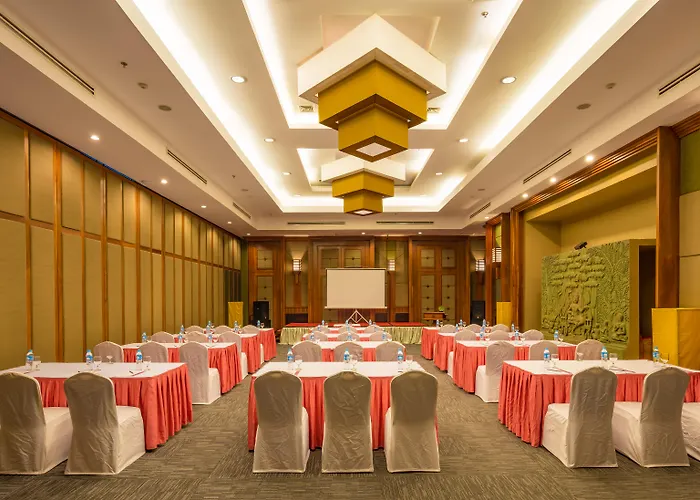 Angkor Miracle & Resort 5*