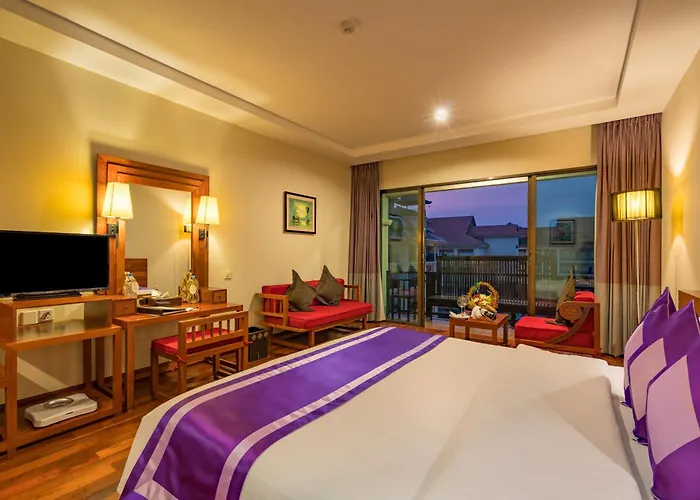 Angkor Miracle & Resort 5*